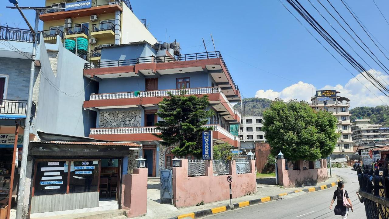 Hotel Lake Garden Pokhara Buitenkant foto